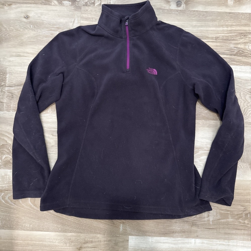 North Face 1/4 Zip Size Medium Purple Plum Color